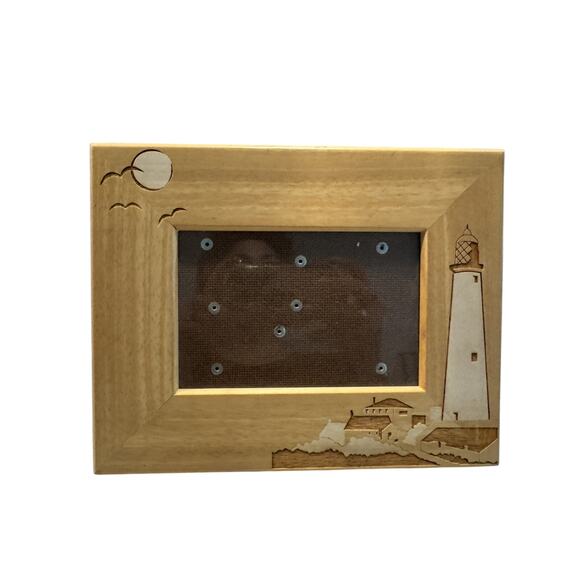Coastal Wooden Picture Frame Inlay Marquetry Lighthouse - Picture 2 of 6